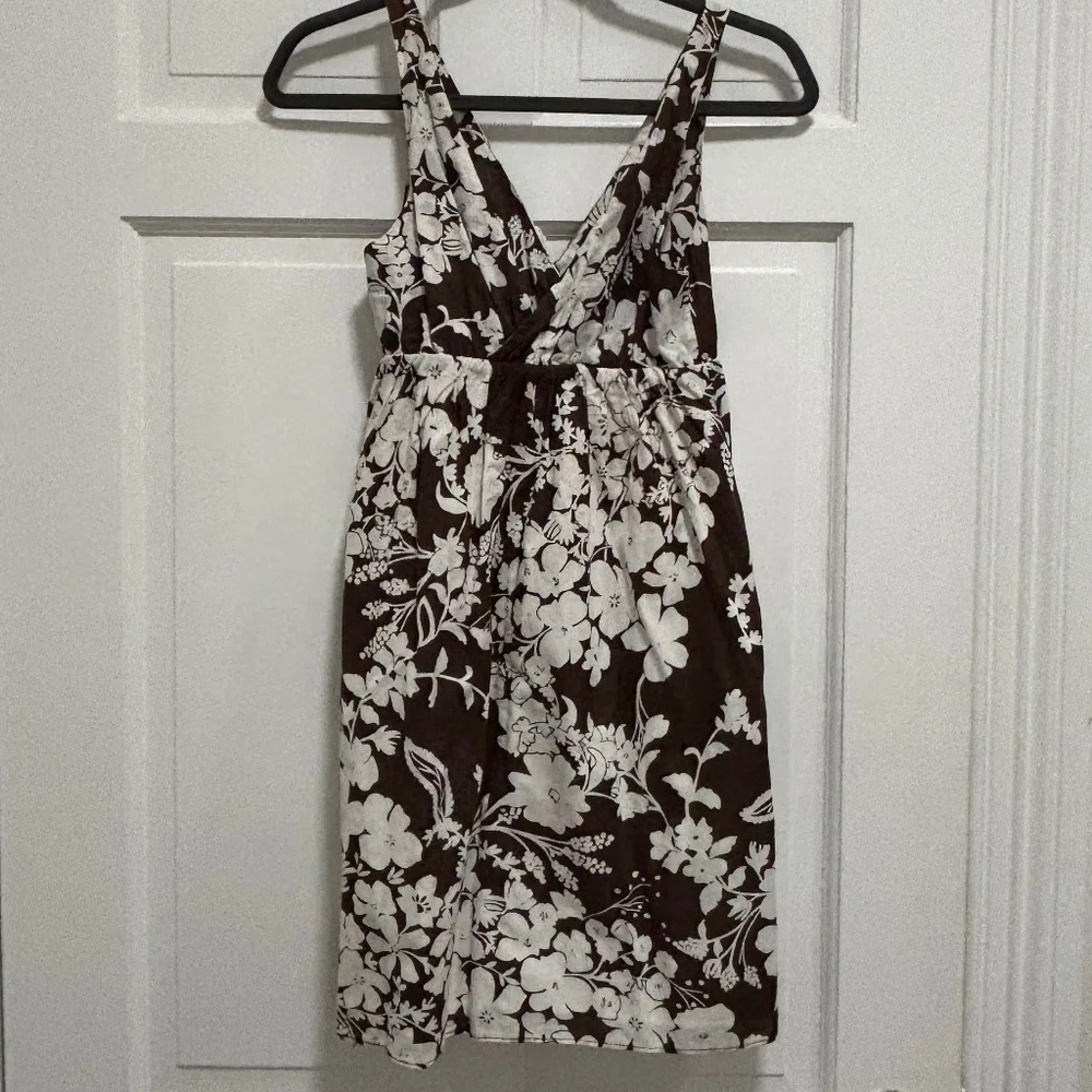 Old Navy Brown and White Floral Dress XS Coverup Beachy Summer Lightweight - Picture 2 of 7